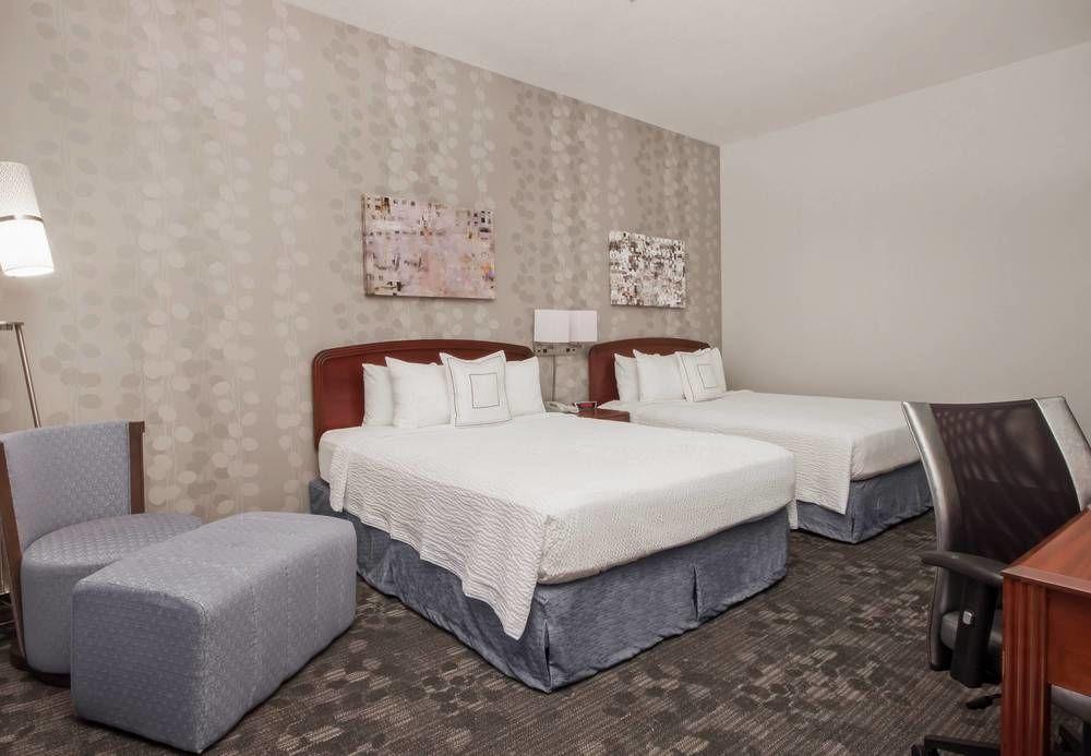 Courtyard By Marriott Palmdale Hotell Eksteriør bilde