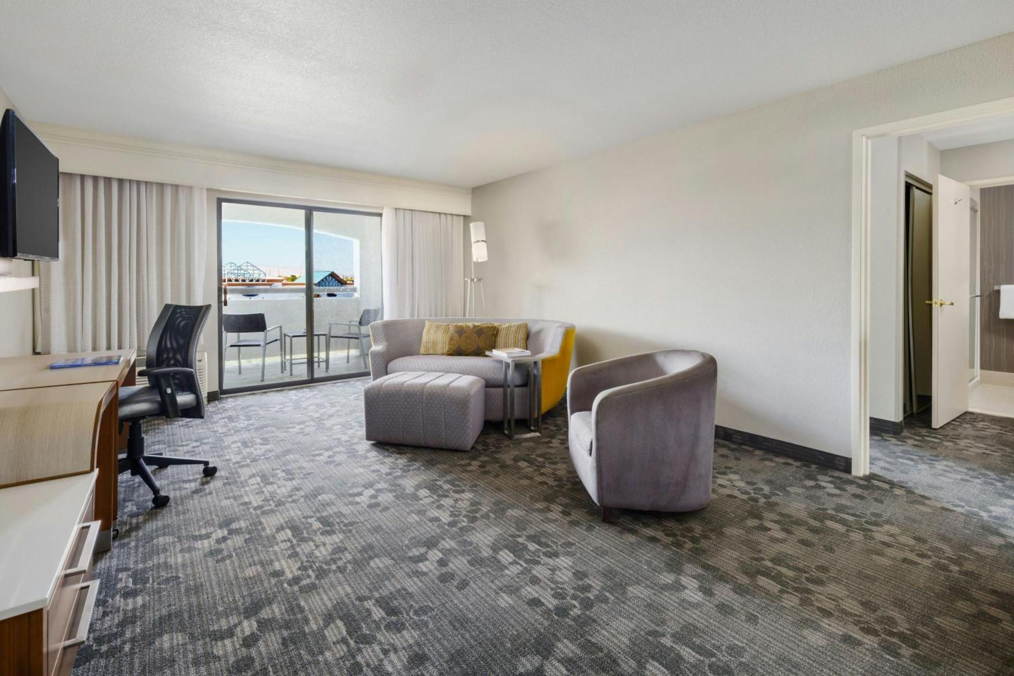 Courtyard By Marriott Palmdale Hotell Eksteriør bilde