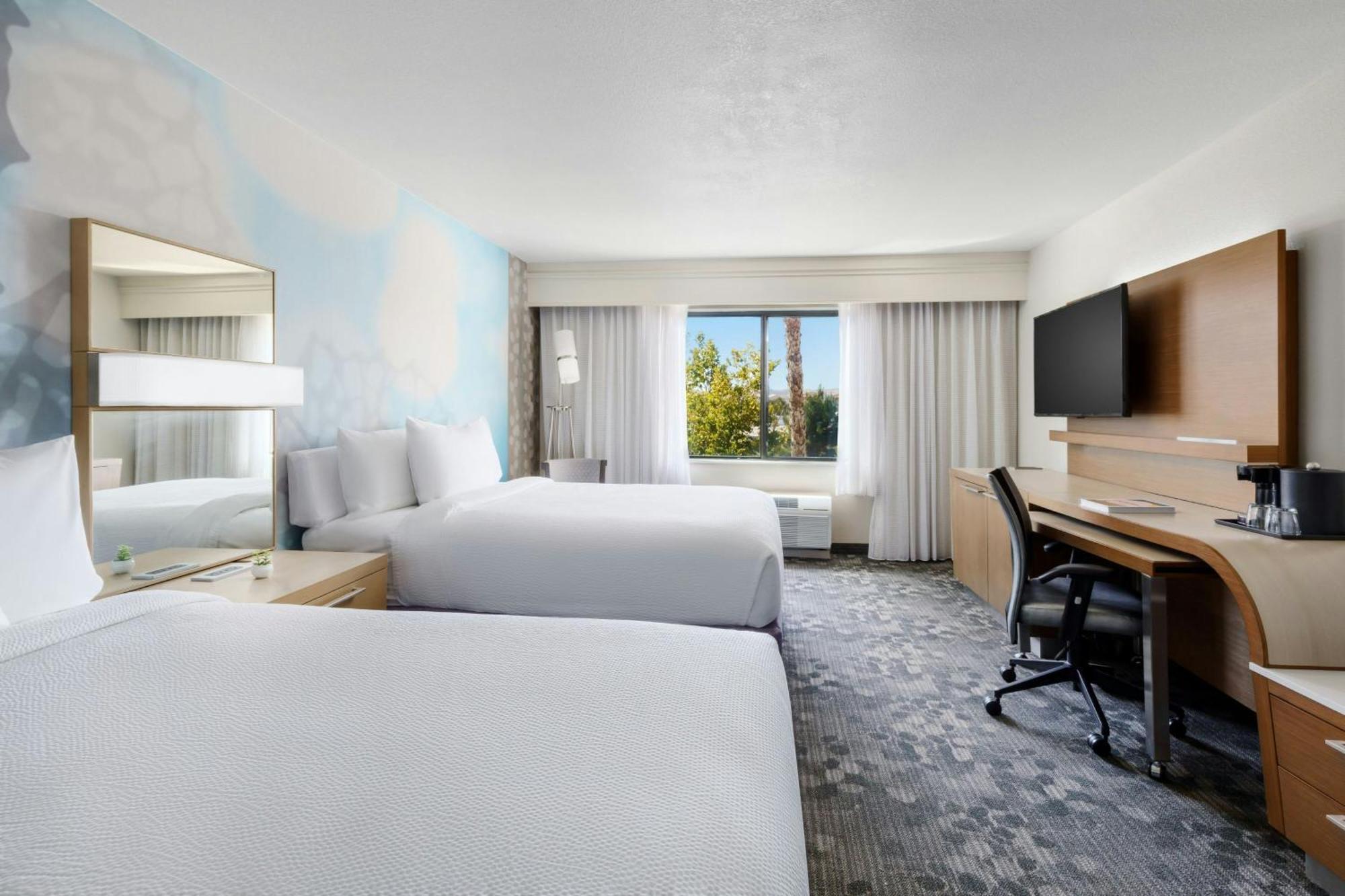 Courtyard By Marriott Palmdale Hotell Eksteriør bilde